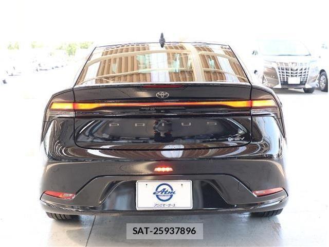 Toyota PRIUS 2024-03 8797139-26