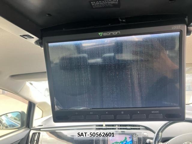 Toyota PRIUS 2014-06 8797184-22