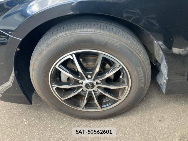 Toyota PRIUS 2014-06 8797184-7