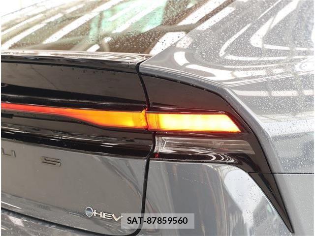 Toyota PRIUS 2023-10 8797143-26