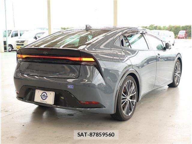 Toyota PRIUS 2023-10 8797143-4