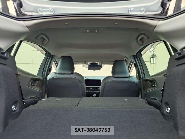 Toyota PRIUS 2025-02 8797137-13