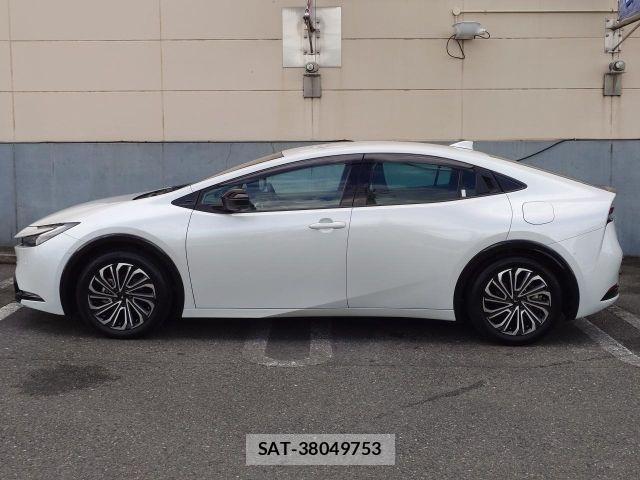 Toyota PRIUS 2025-02 8797137-15