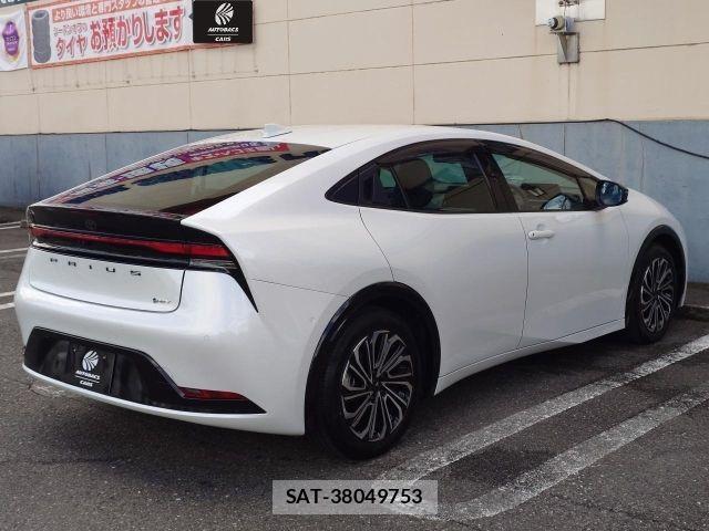 Toyota PRIUS 2025-02 8797137-2