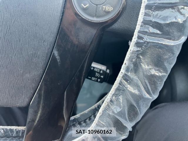Toyota PRIUS 2014-03 8797176-18
