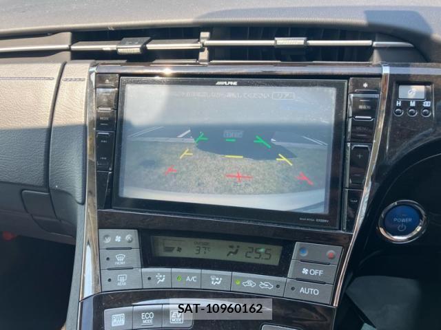 Toyota PRIUS 2014-03 8797176-21