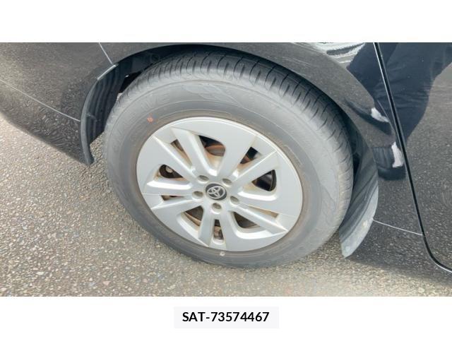 Toyota PRIUS 2015-12 8797172-9