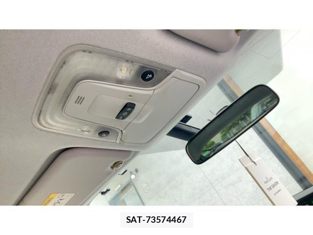 Toyota PRIUS 2015-12 8797172-20