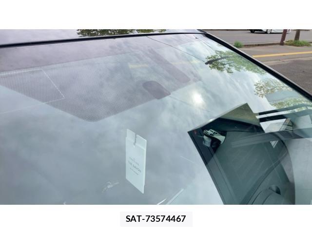Toyota PRIUS 2015-12 8797172-2
