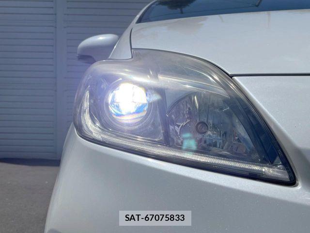 Toyota PRIUS 2013-12 8797174-12