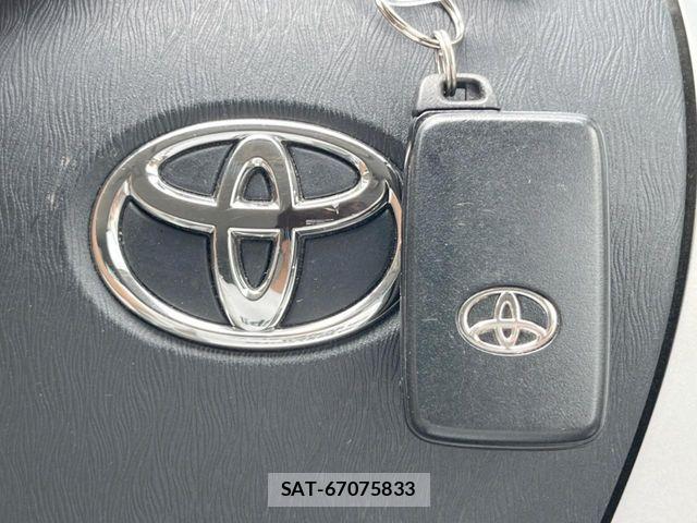 Toyota PRIUS 2013-12 8797174-5