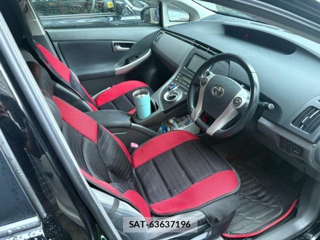 Toyota PRIUS 2011-09 8797189-13
