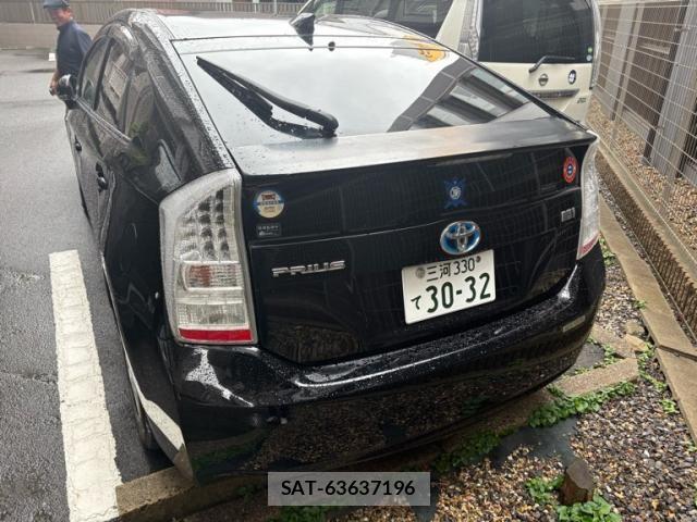 Toyota PRIUS 2011-09 8797189-1