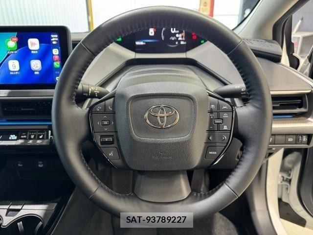 Toyota PRIUS 2023-09 8797138-10
