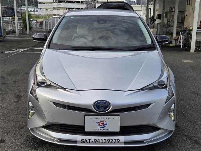 Toyota PRIUS 2016-05 8797166-14