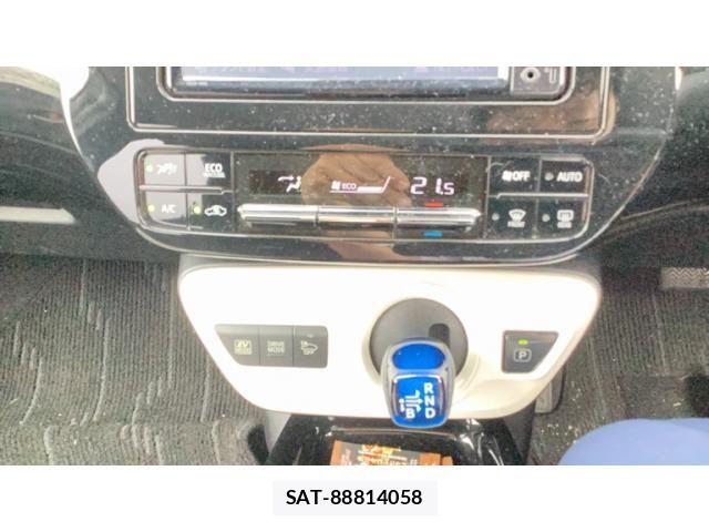Toyota PRIUS 2018-06 8797169-7