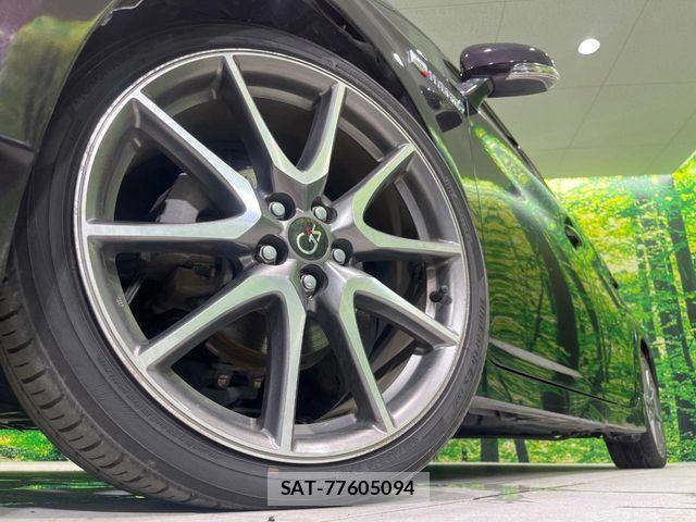 Toyota PRIUS 2013-09 8797168-12
