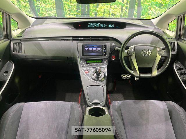 Toyota PRIUS 2013-09 8797168-1