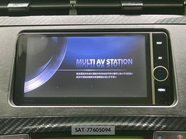 Toyota PRIUS 2013-09 8797168-2