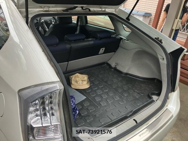 Toyota PRIUS 2009-10 8797186-9