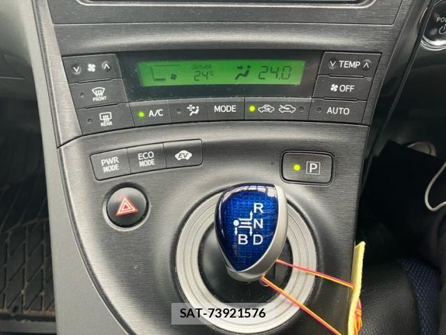 Toyota PRIUS 2009-10 8797186-19
