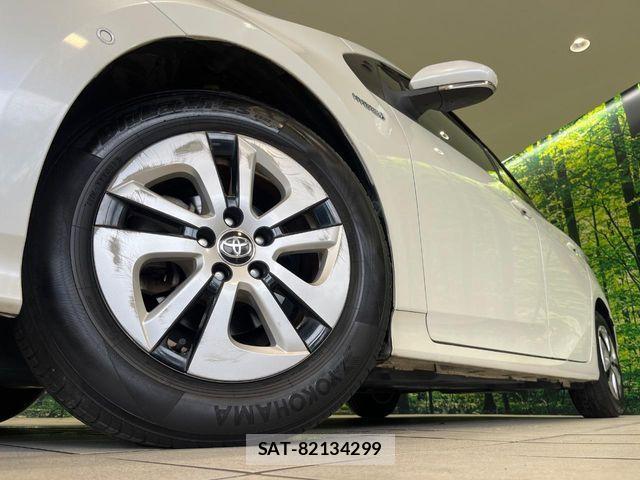 Toyota PRIUS 2016-04 8797154-12