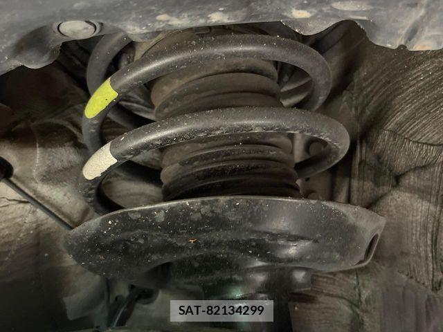 Toyota PRIUS 2016-04 8797154-19