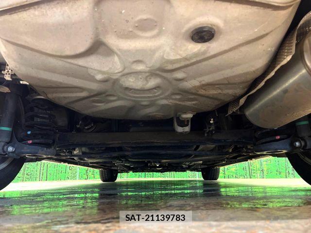 Toyota PRIUS 2014-07 8831159-18