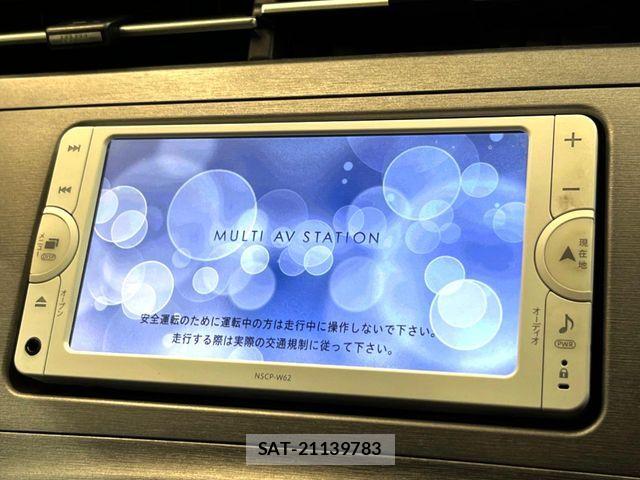 Toyota PRIUS 2014-07 8831159-2