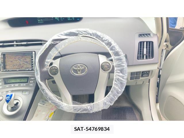 Toyota PRIUS 2011-10 8831190-9