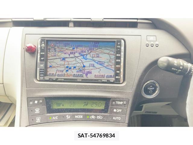 Toyota PRIUS 2011-10 8831190-17