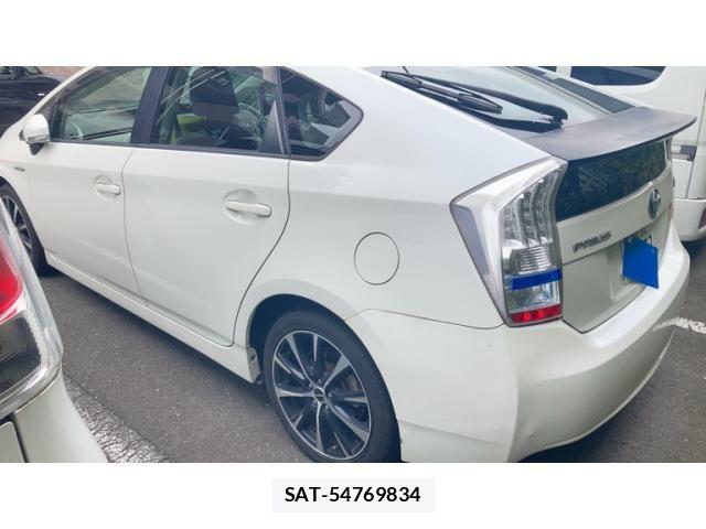 Toyota PRIUS 2011-10 8831190-3