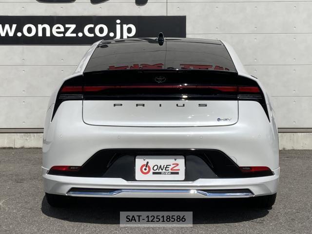 Toyota PRIUS 2024-01 8831088-14