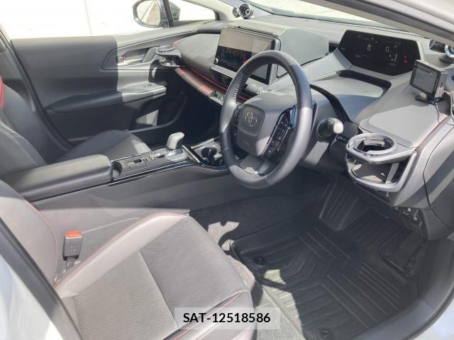 Toyota PRIUS 2024-01 8831088-17