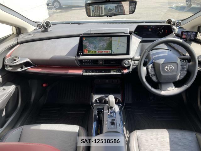 Toyota PRIUS 2024-01 8831088-1