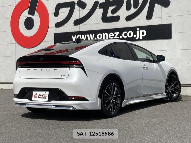 Toyota PRIUS 2024-01 8831088-2