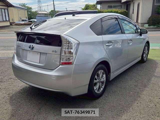 Toyota PRIUS 2009-10 8831166-8