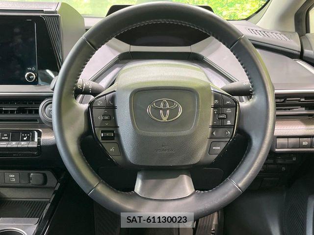 Toyota PRIUS 2023-08 8831111-12