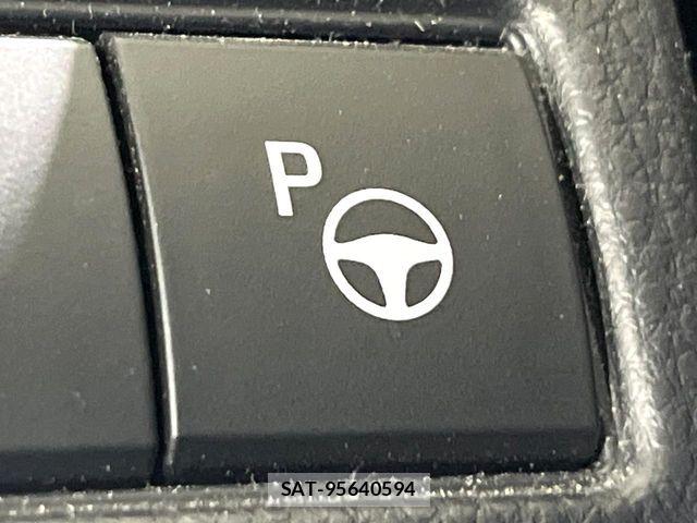 Toyota PRIUS 2024-02 8831094-3