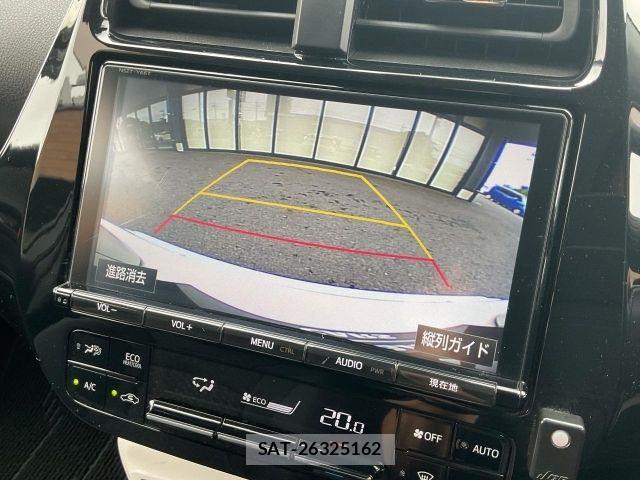 Toyota PRIUS 2018-05 8831115-19