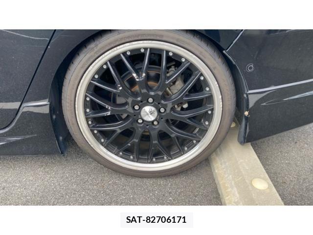 Toyota PRIUS 2017-08 8831124-5
