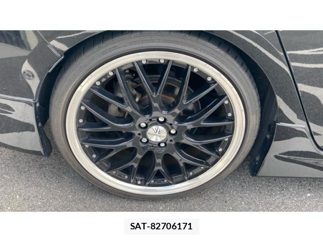 Toyota PRIUS 2017-08 8831124-6