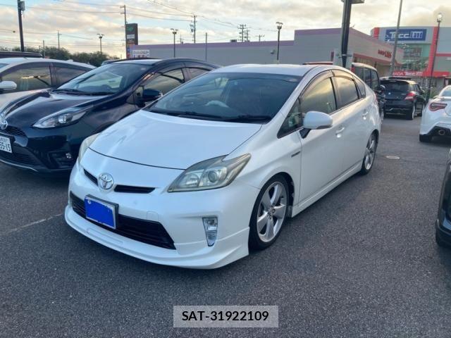 Toyota PRIUS 2012-08 8831182-0
