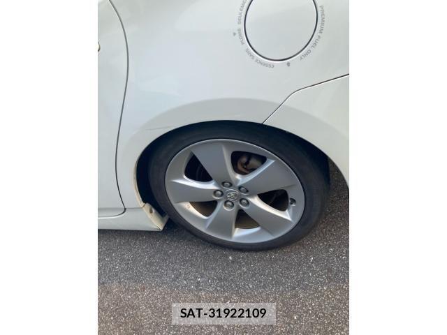 Toyota PRIUS 2012-08 8831182-10