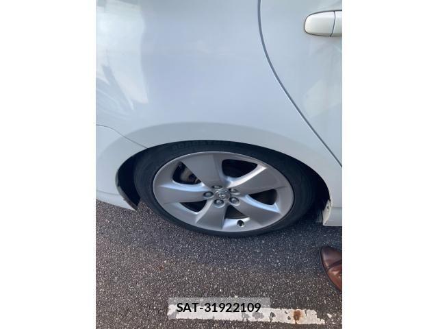 Toyota PRIUS 2012-08 8831182-6