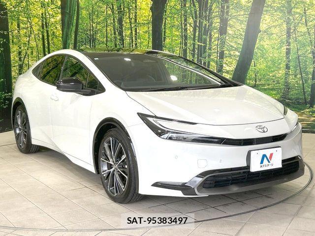 Toyota PRIUS 2023-10 8831090-15