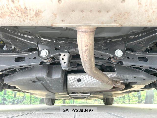 Toyota PRIUS 2023-10 8831090-18