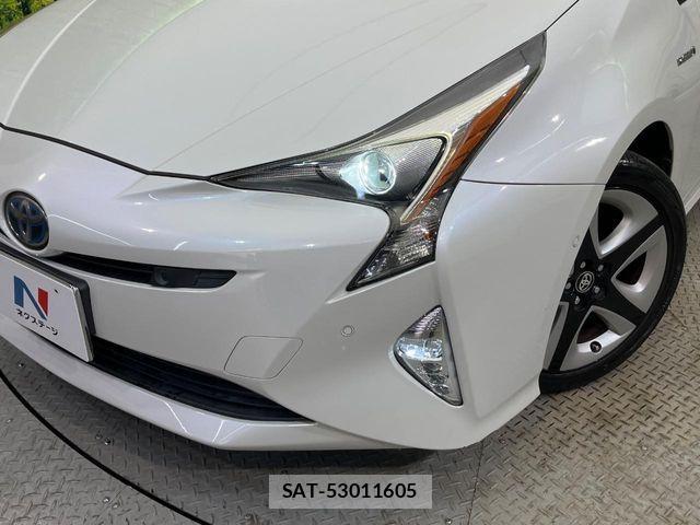 Toyota PRIUS 2017-04 8831122-11