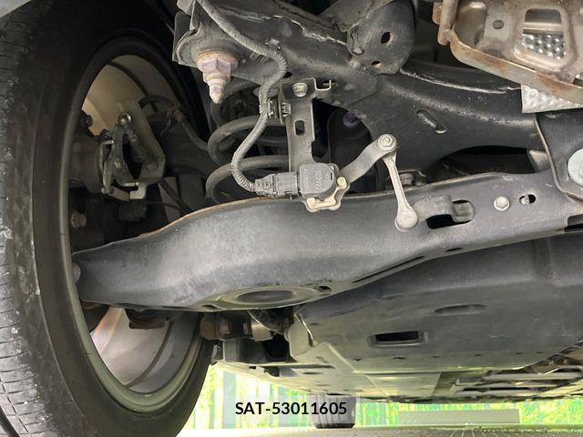 Toyota PRIUS 2017-04 8831122-19