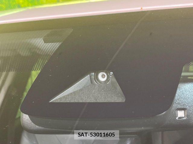 Toyota PRIUS 2017-04 8831122-2